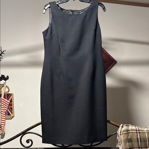 Kasper Gray Sleeveless Sheath Dress Scoop Neck Midi